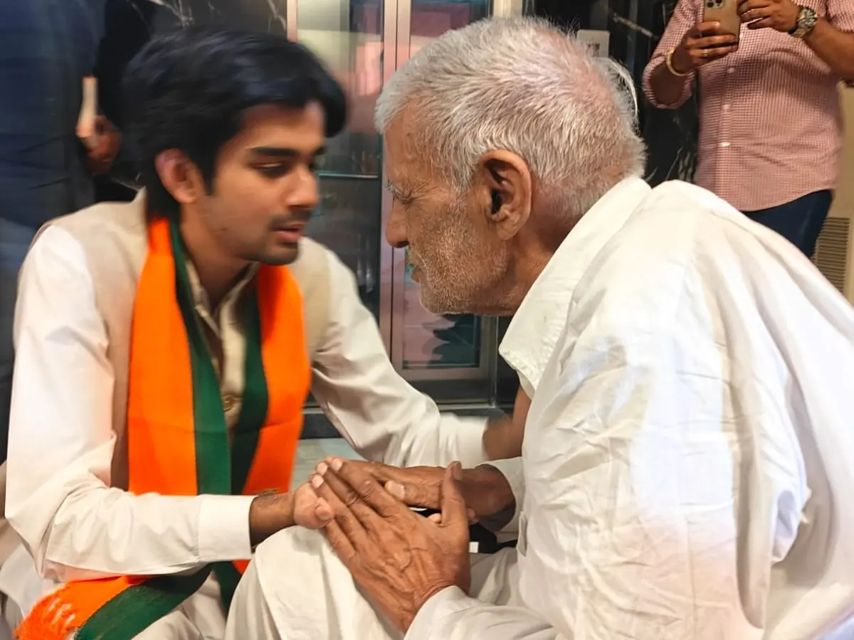 Parth Gupta Draws Strength from a Freedom Fighter's Blessings in Ward 6, Panchkula — photo 3