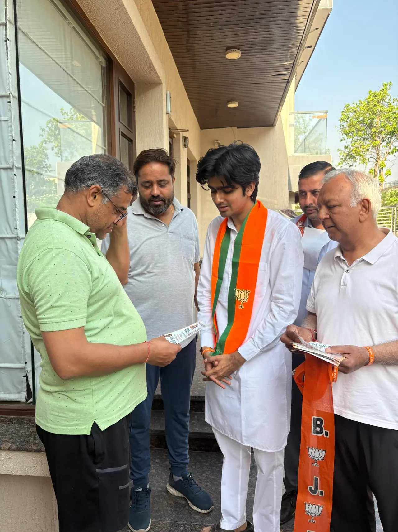 Parth Gupta's Door-to-Door Outreach Continues in Ward 6, Panchkula — photo 5