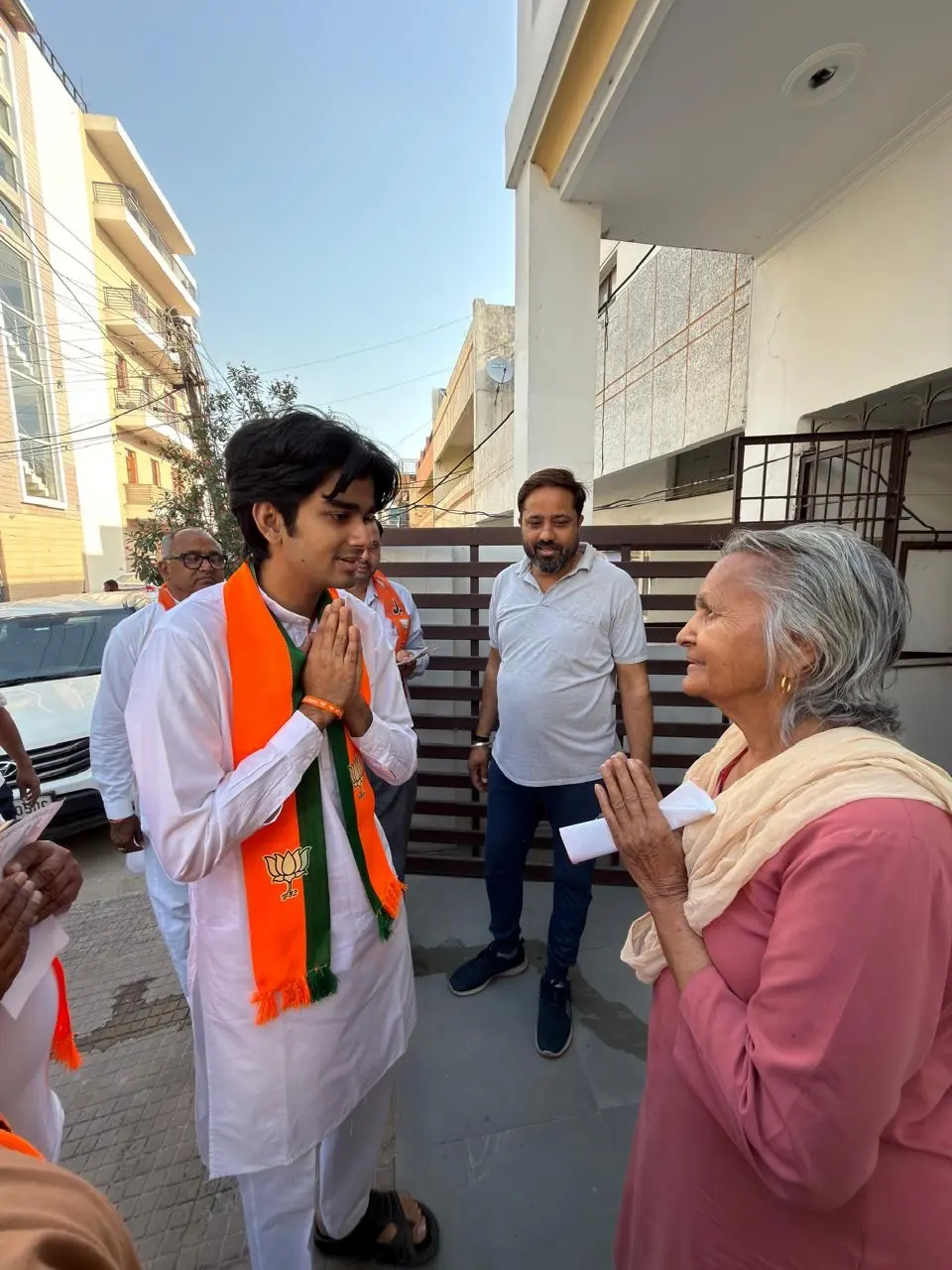 Parth Gupta's Door-to-Door Outreach Continues in Ward 6, Panchkula — photo 7