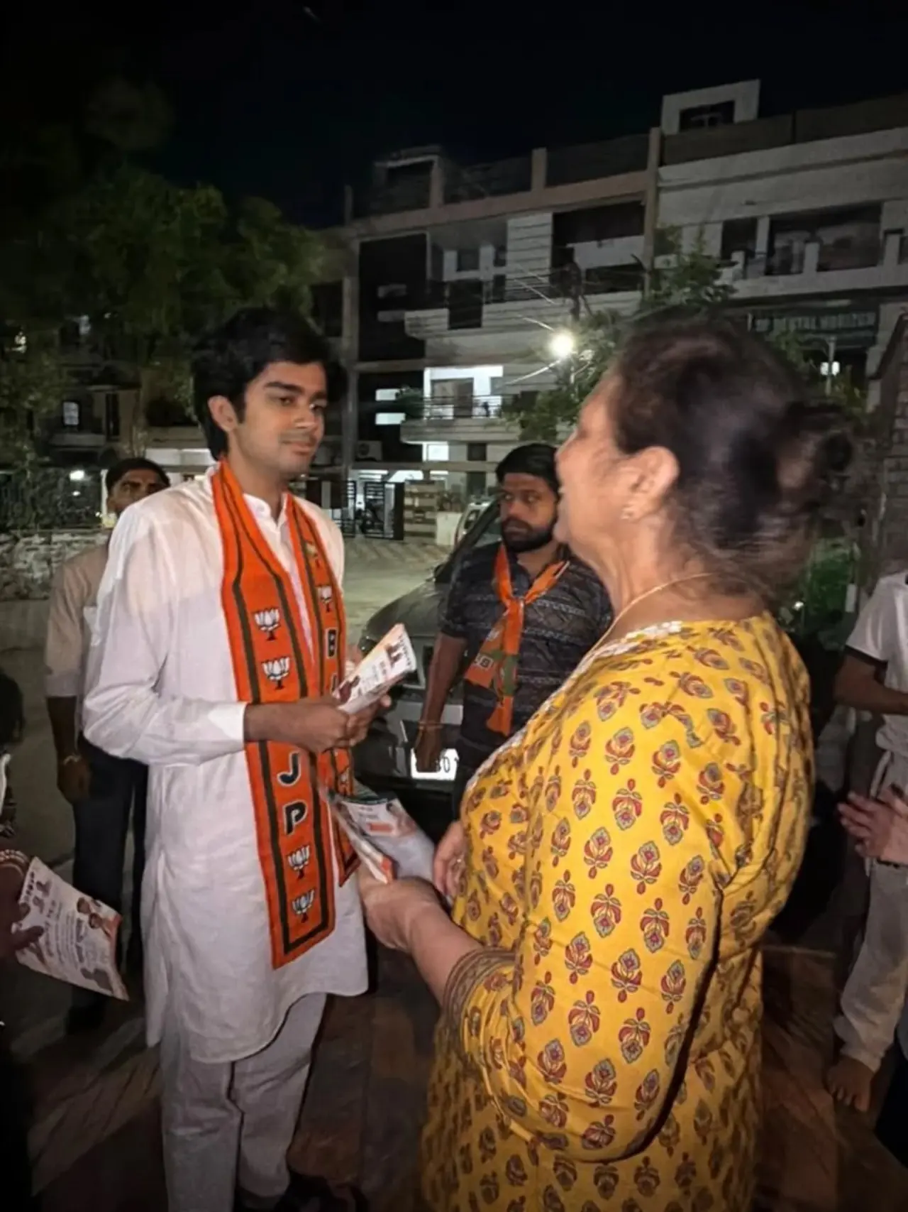 Parth Gupta Meets Ward 6 Residents During Jan Sampark in Panchkula — photo 3