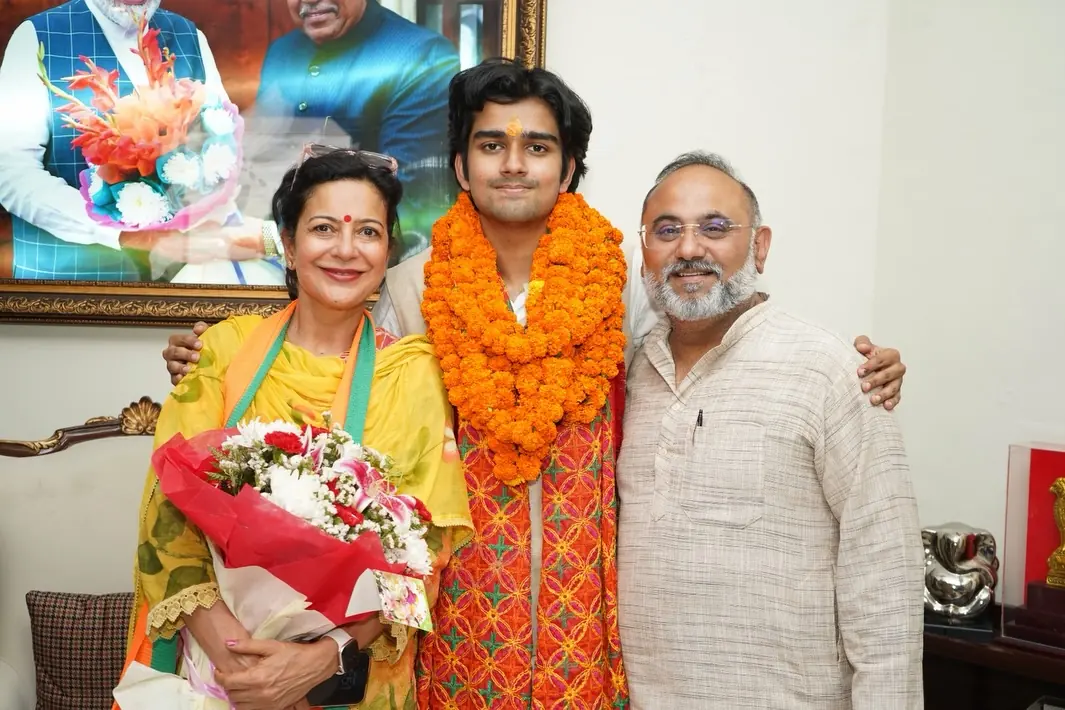 Parth Gupta Seeks Residents' Blessings After Ward 6 Win in Panchkula — photo 5