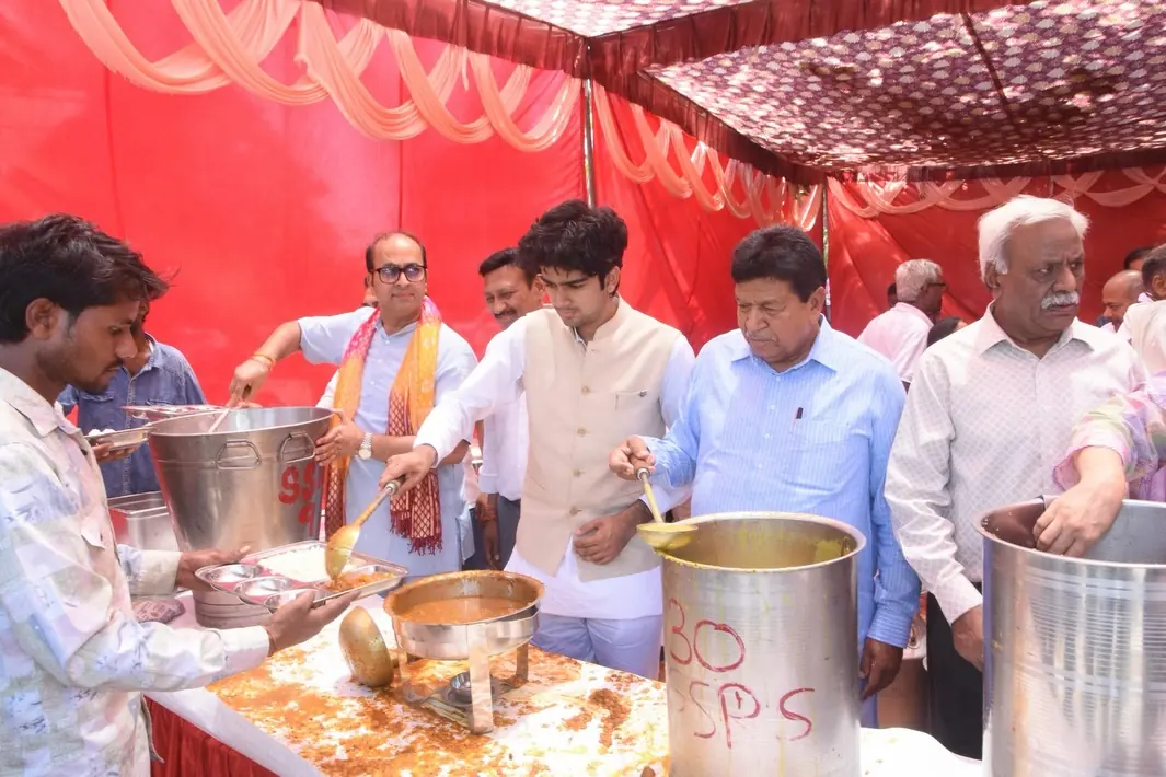 Councillor Parth Gupta Hosts a Ward 6 Langar in Panchkula After His Oath-Taking — photo 3