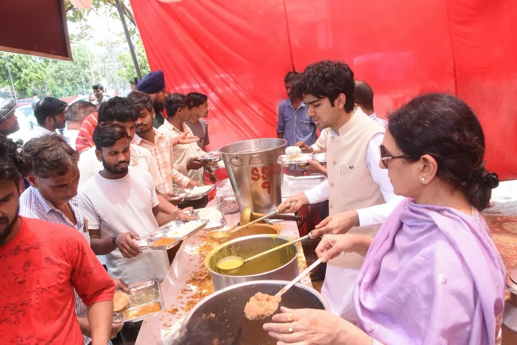 Councillor Parth Gupta Hosts a Ward 6 Langar in Panchkula After His Oath-Taking — photo 4