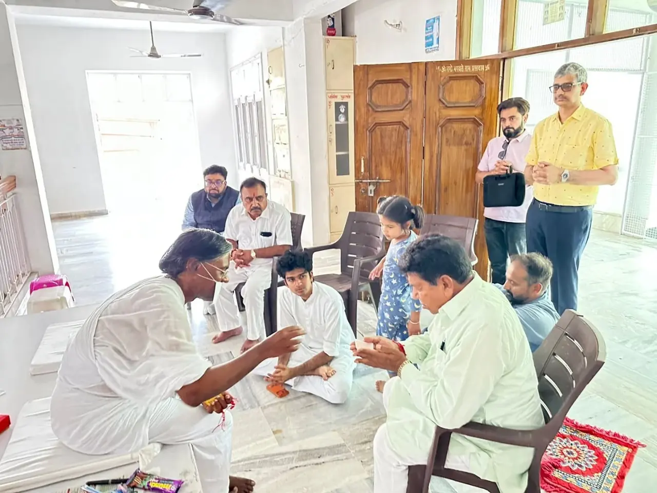 Parth Gupta Seeks Elders' Blessings at Sector 17 Jain Bhawan, Panchkula — photo 3