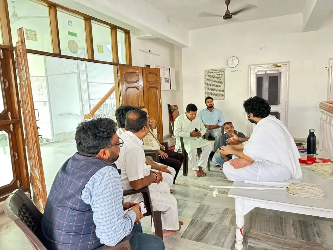 Parth Gupta Seeks Elders' Blessings at Sector 17 Jain Bhawan, Panchkula — photo 4
